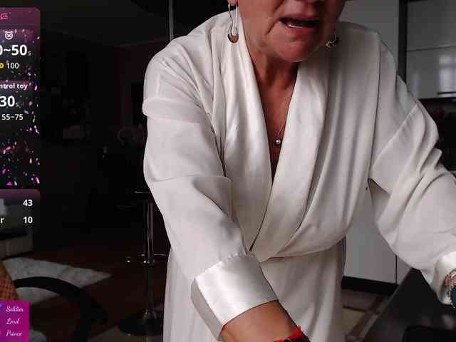 roxana-brooks Live Webcam on BongaCams