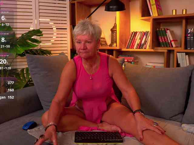 roxana-brooks's webcam live show