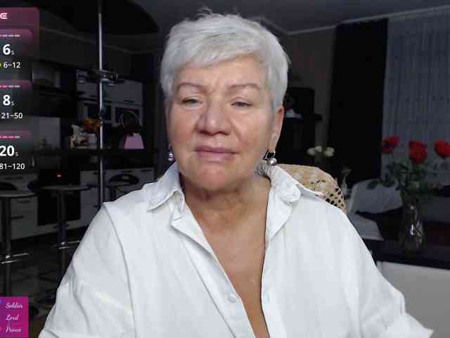 roxana-brooks roxana-brooks