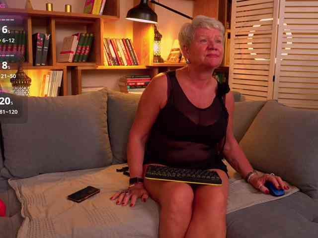 roxana-brooks webcam