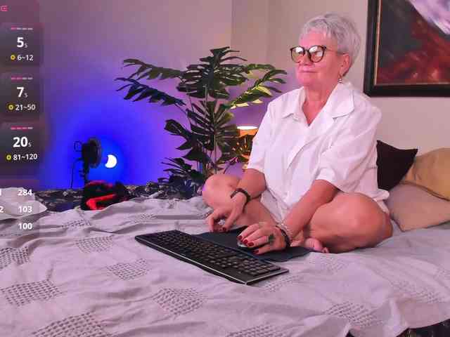 roxana-brooks webcam