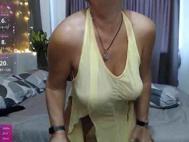 roxana-brooks webcam