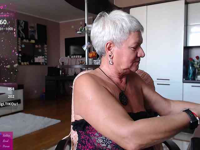 roxana-brooks webcam