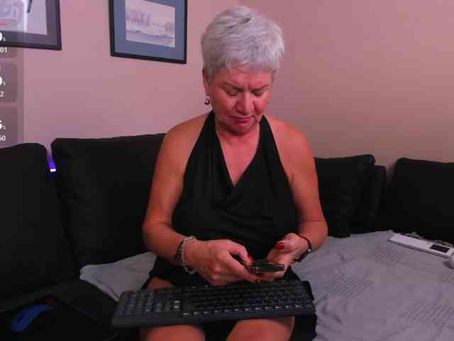 roxana-brooks webcam
