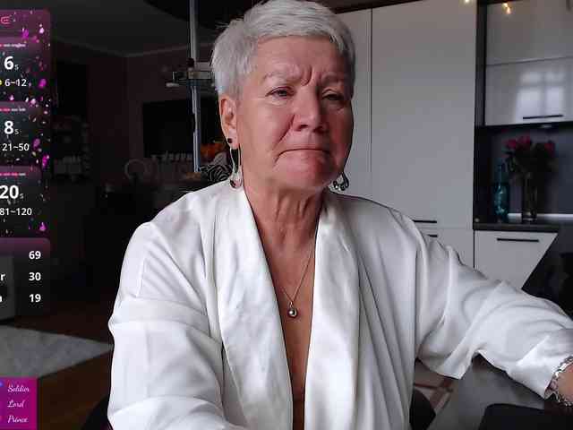 roxana-brooks Live Webcam on BongaCams