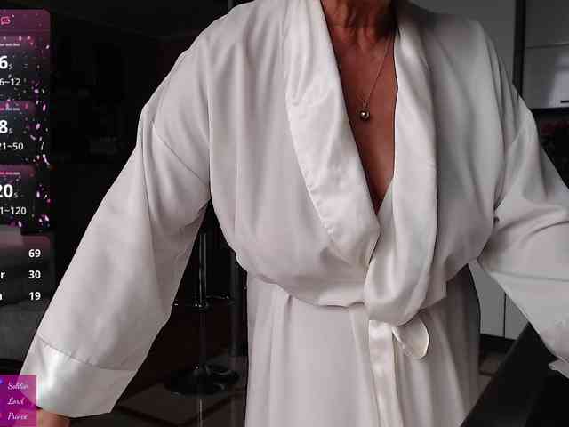 roxana-brooks Live Webcam on BongaCams