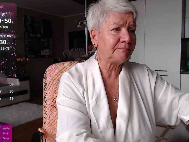 roxana-brooks Live Webcam on BongaCams