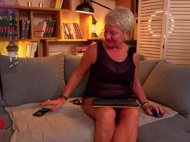 roxana-brooks webcam