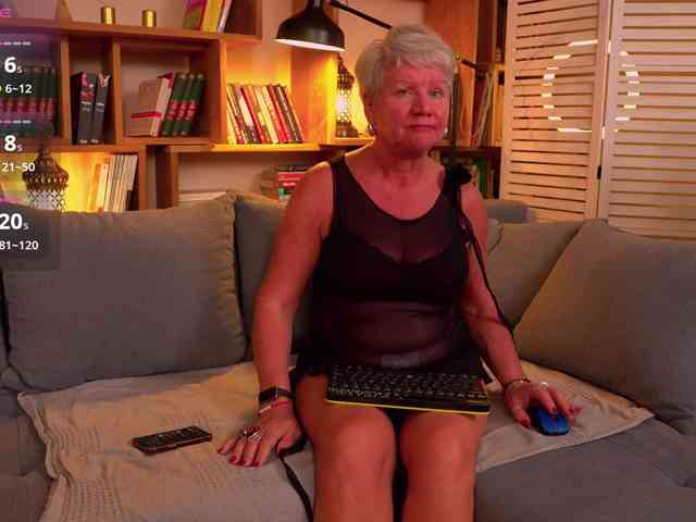 roxana-brooks webcam