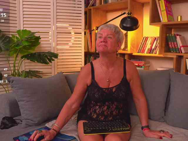 roxana-brooks webcam