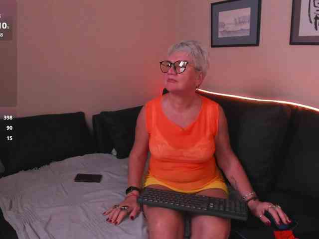 roxana-brooks webcam