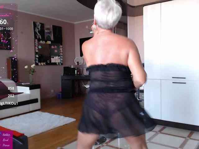 roxana-brooks webcam