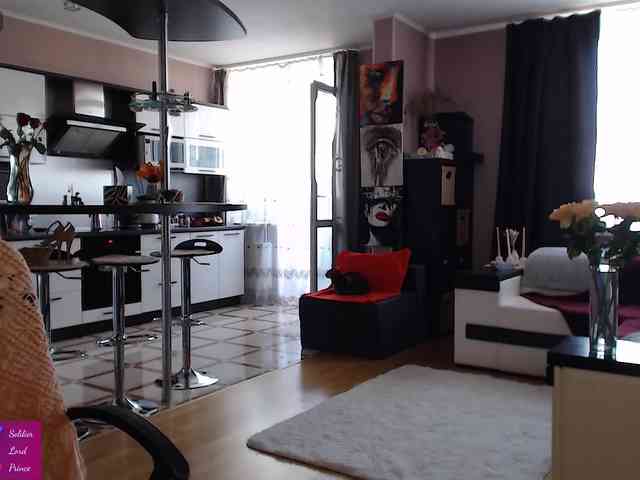 roxana-brooks webcam