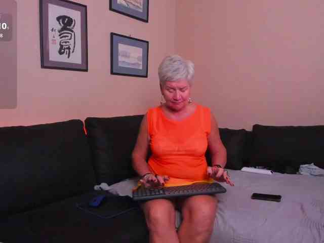 roxana-brooks webcam