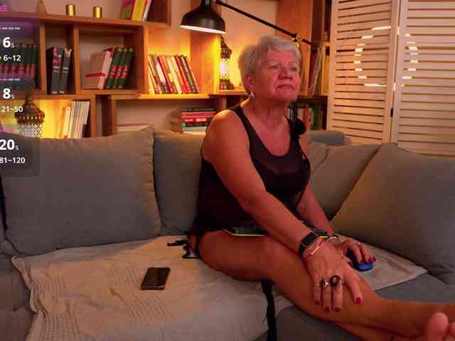 roxana-brooks webcam