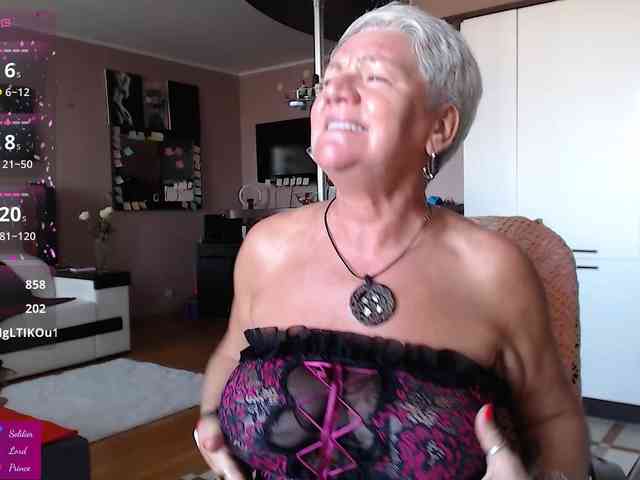 roxana-brooks webcam