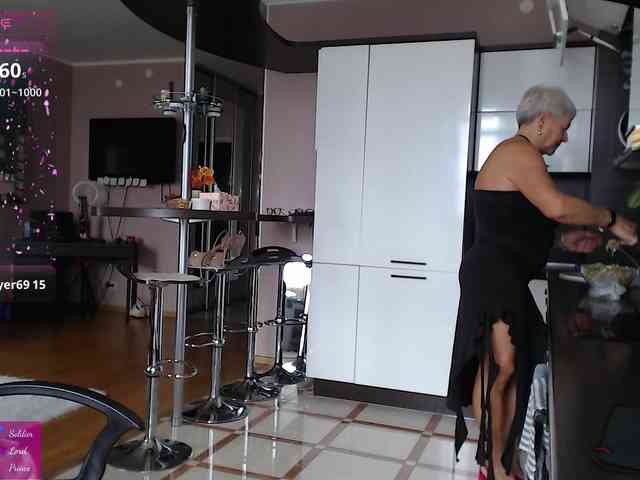 roxana-brooks webcam