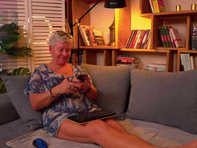 roxana-brooks webcam