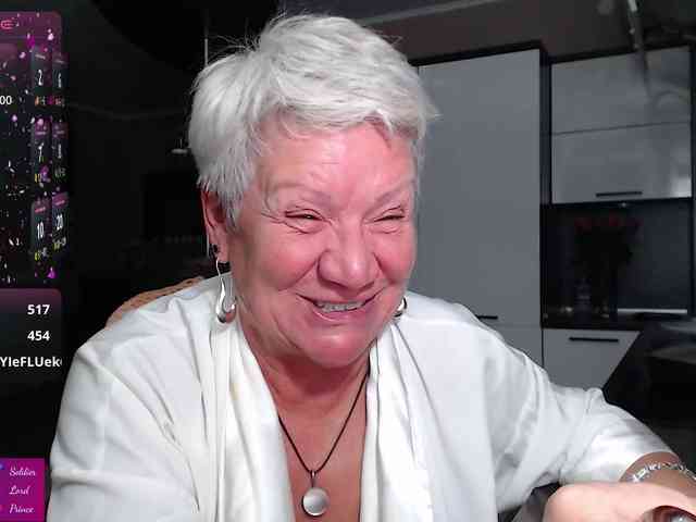 Roxana-brooks's live stream