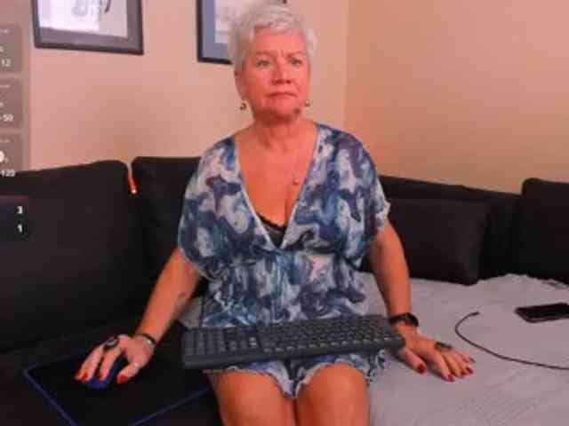 roxana-brooks webcam