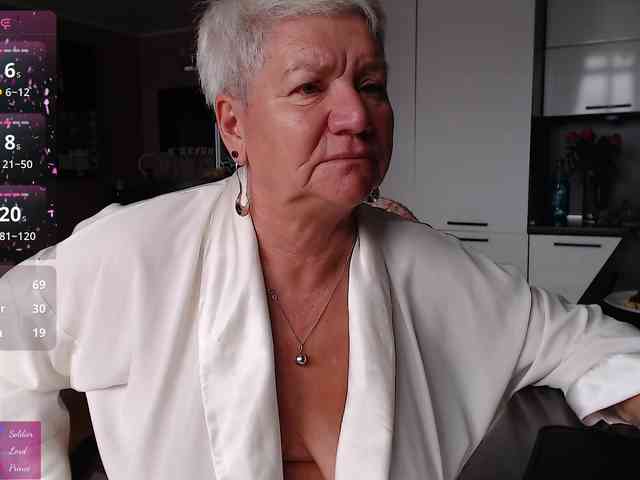 roxana-brooks Live Webcam on BongaCams