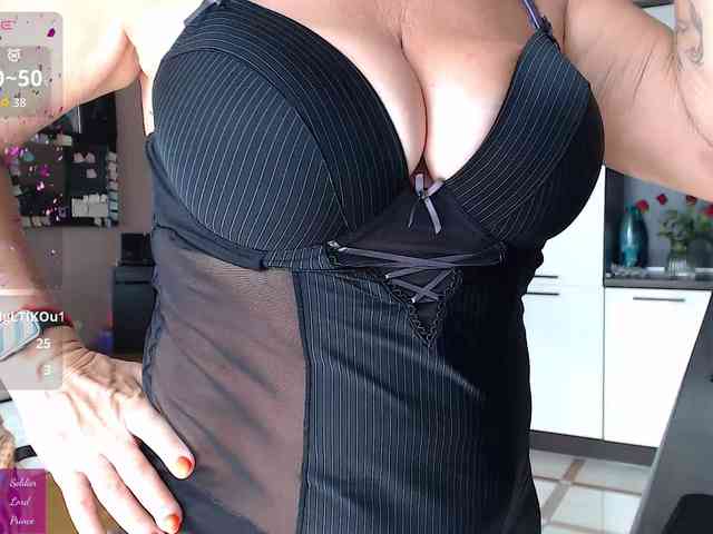 roxana-brooks webcam