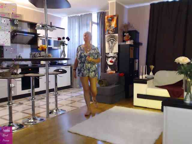 roxana-brooks webcam