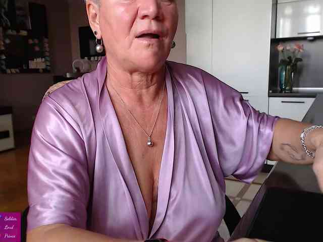 roxana-brooks webcam