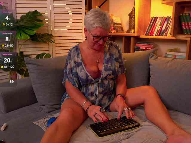 roxana-brooks webcam