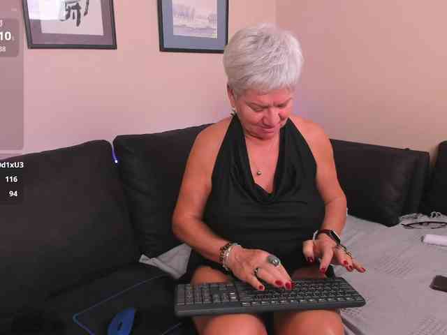 roxana-brooks webcam