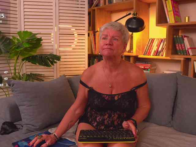 roxana-brooks webcam