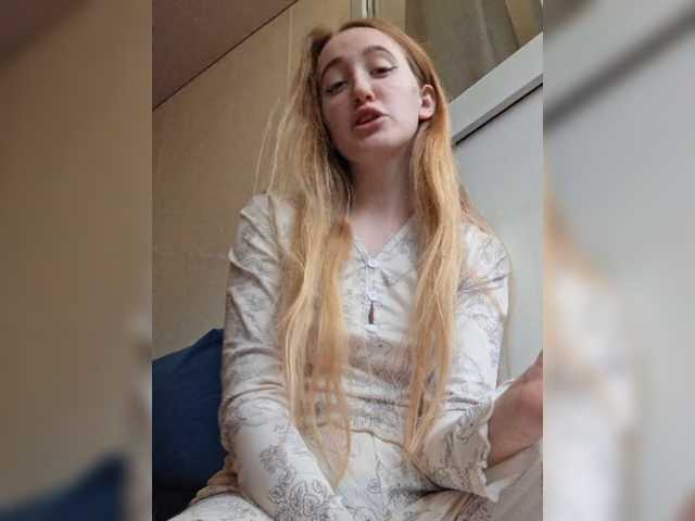parasite-1, en directo ahora en BongaCams