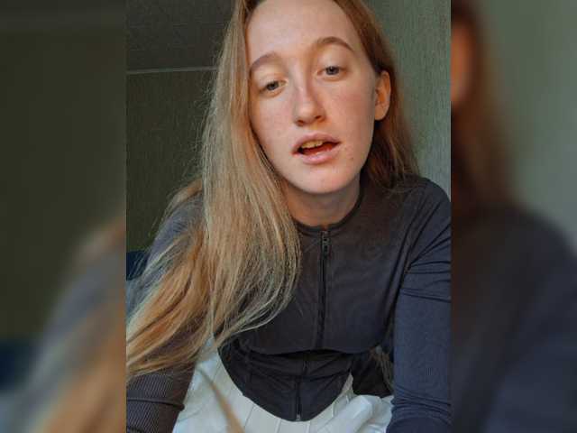 parasite-1 live webcam show