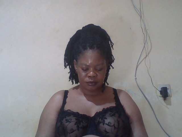 Sexydove's BongaCams show and profile