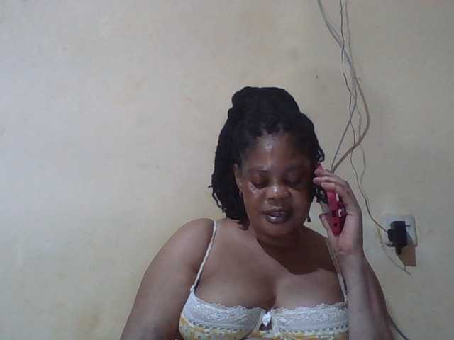 Sexydove's BongaCams show and profile