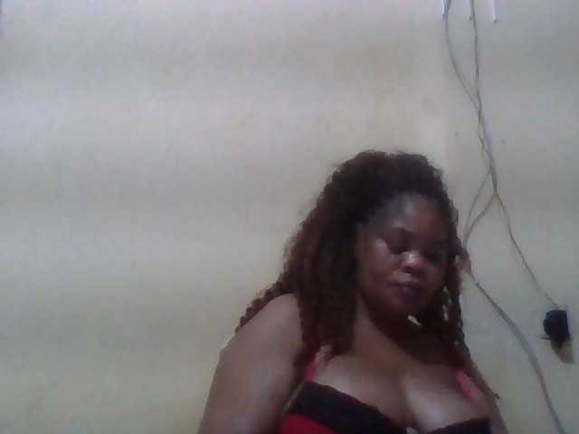 Sexydove live cam on BongaCams