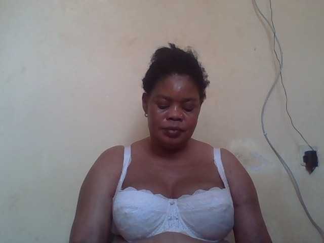 sexydove cam belle