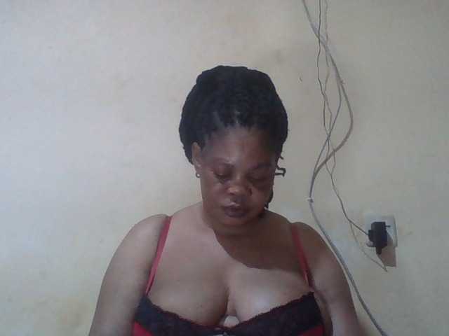 Sexydove's BongaCams show and profile