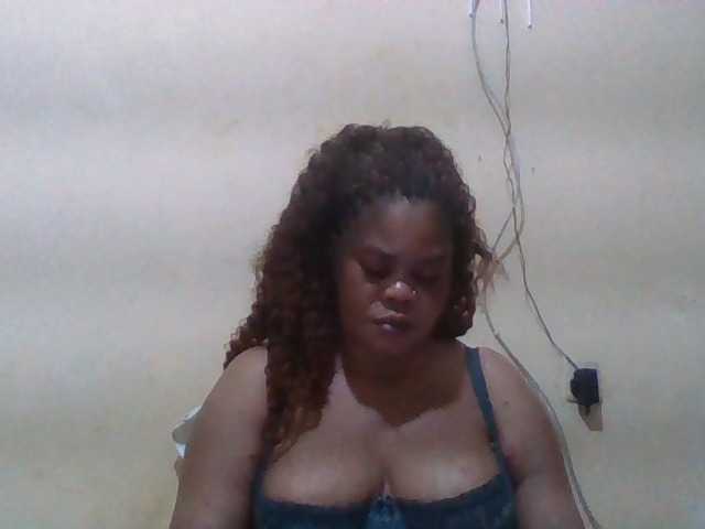 Sexydove live cam on BongaCams