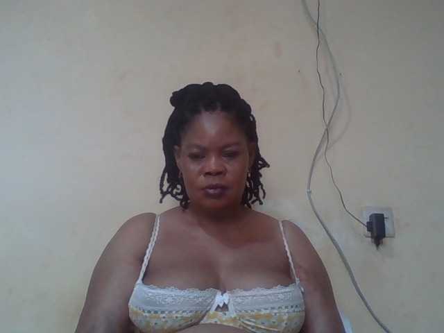 Sexydove's BongaCams show and profile