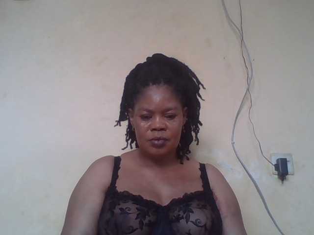 Sexydove's BongaCams show and profile