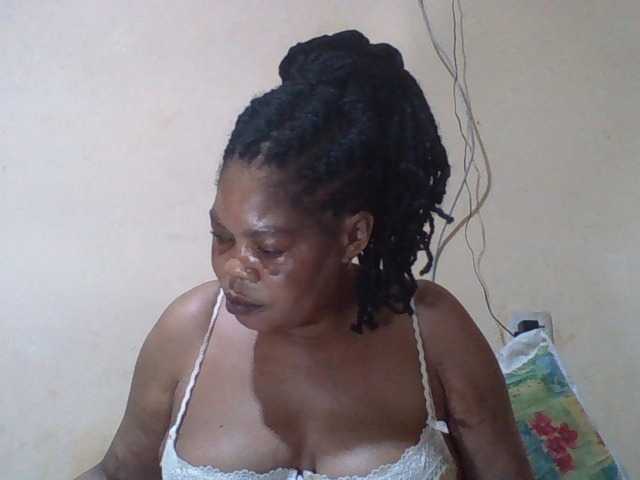 Sexydove's BongaCams show and profile