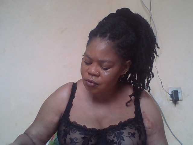 Sexydove's BongaCams show and profile