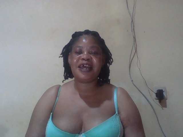 Sexydove's BongaCams show and profile