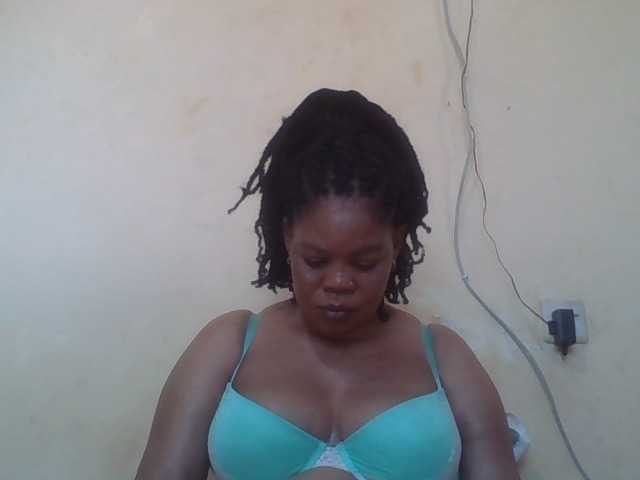 Sexydove's BongaCams show and profile