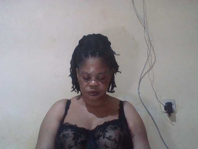 Sexydove's BongaCams show and profile