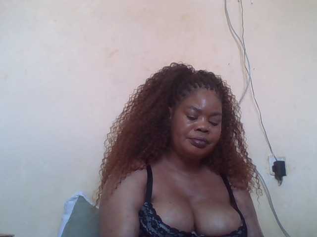 Sexydove Live Cam on BongaCams