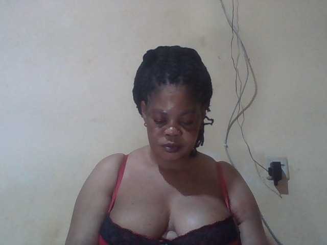 Sexydove's BongaCams show and profile