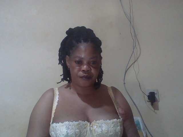 Sexydove's BongaCams show and profile