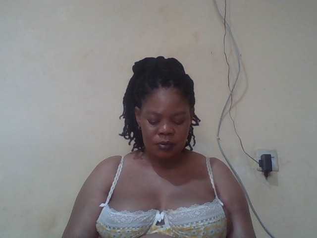 Sexydove's BongaCams show and profile